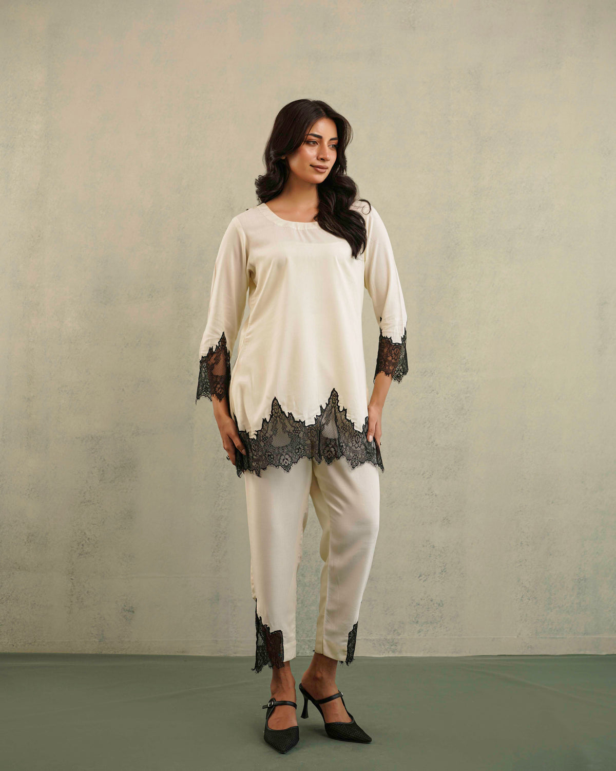 Har-Din Lace Set