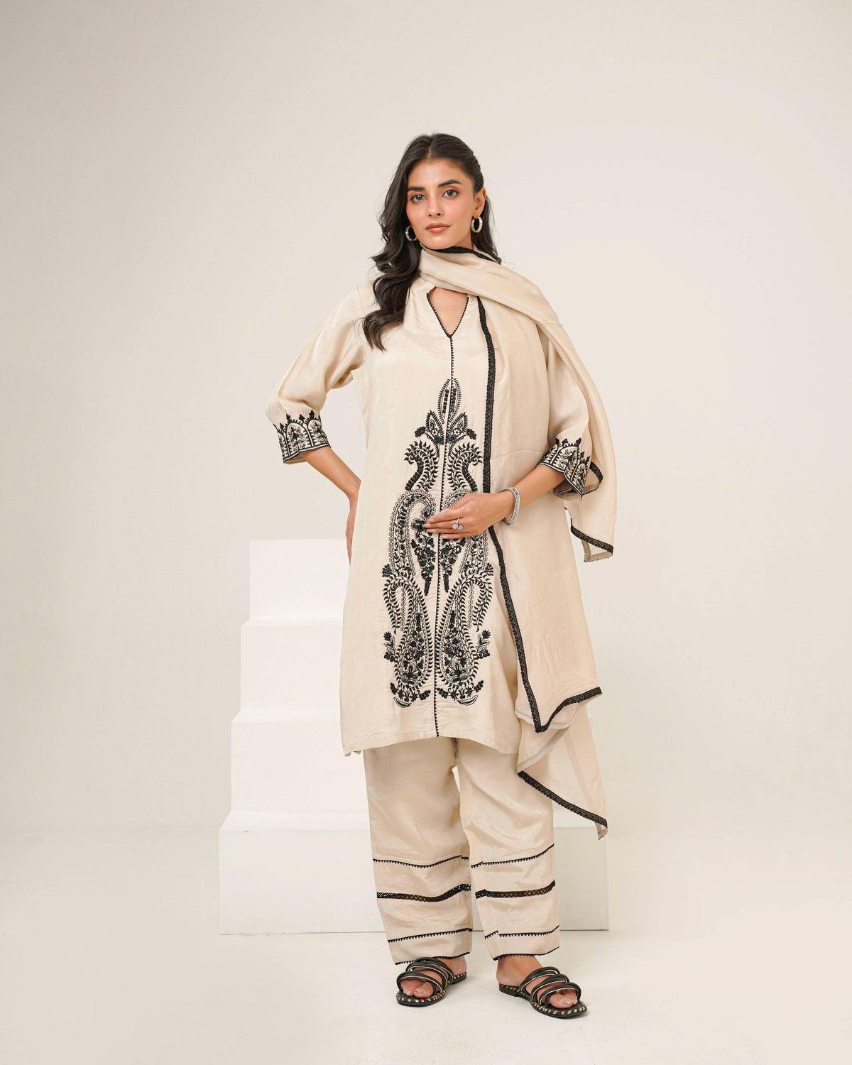 KAHANI - Beige Silk Suit Set