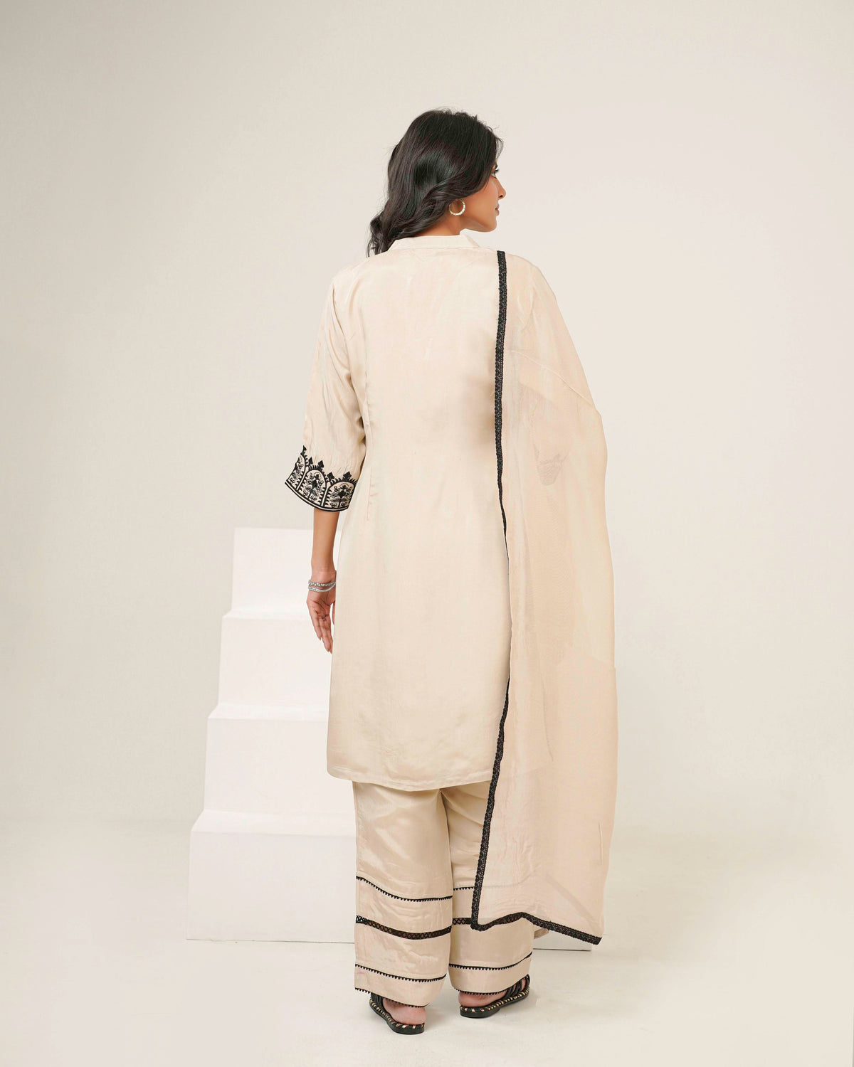 KAHANI - Beige Silk Suit Set