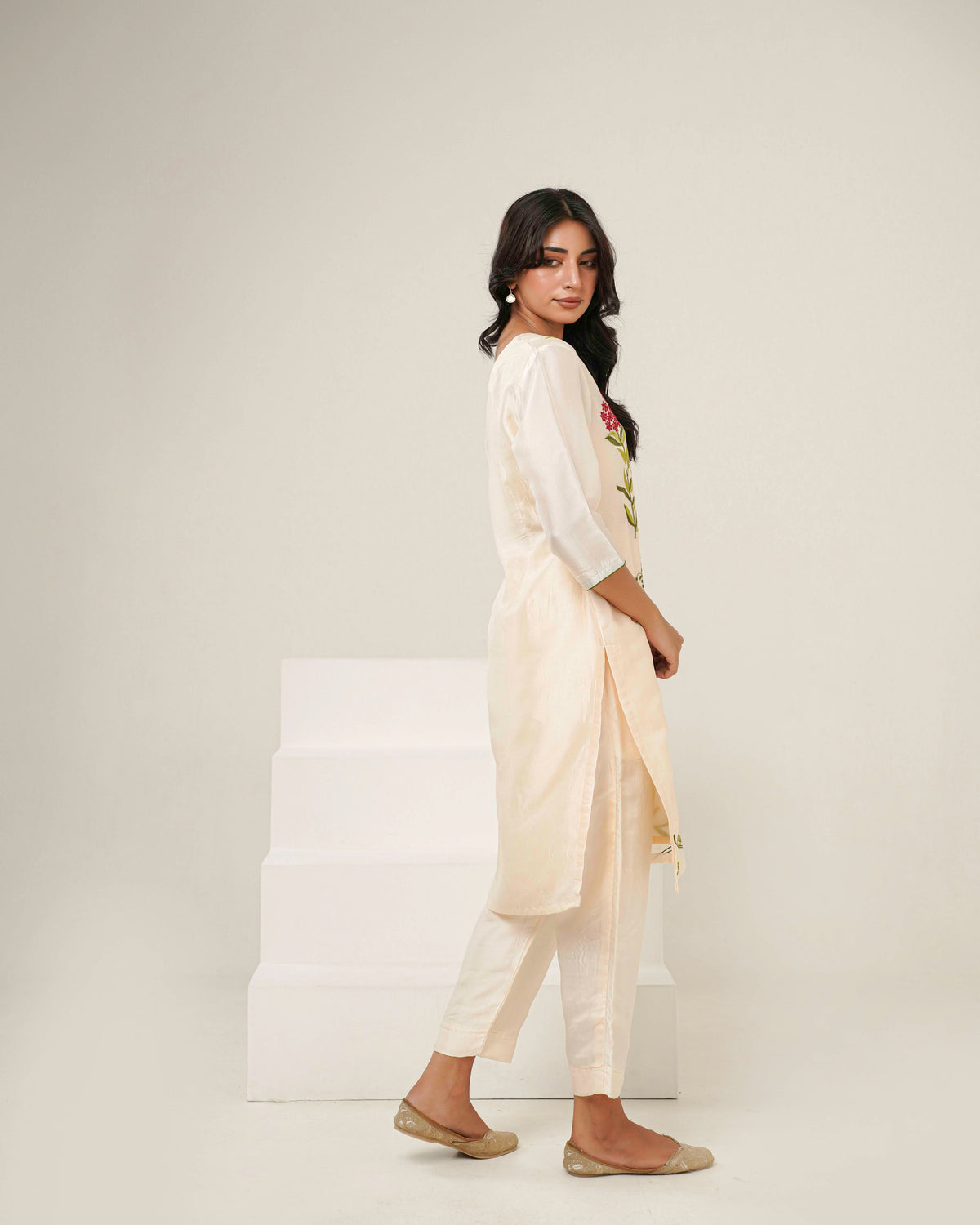 KAHANI - Bloom Silk Straight Suit