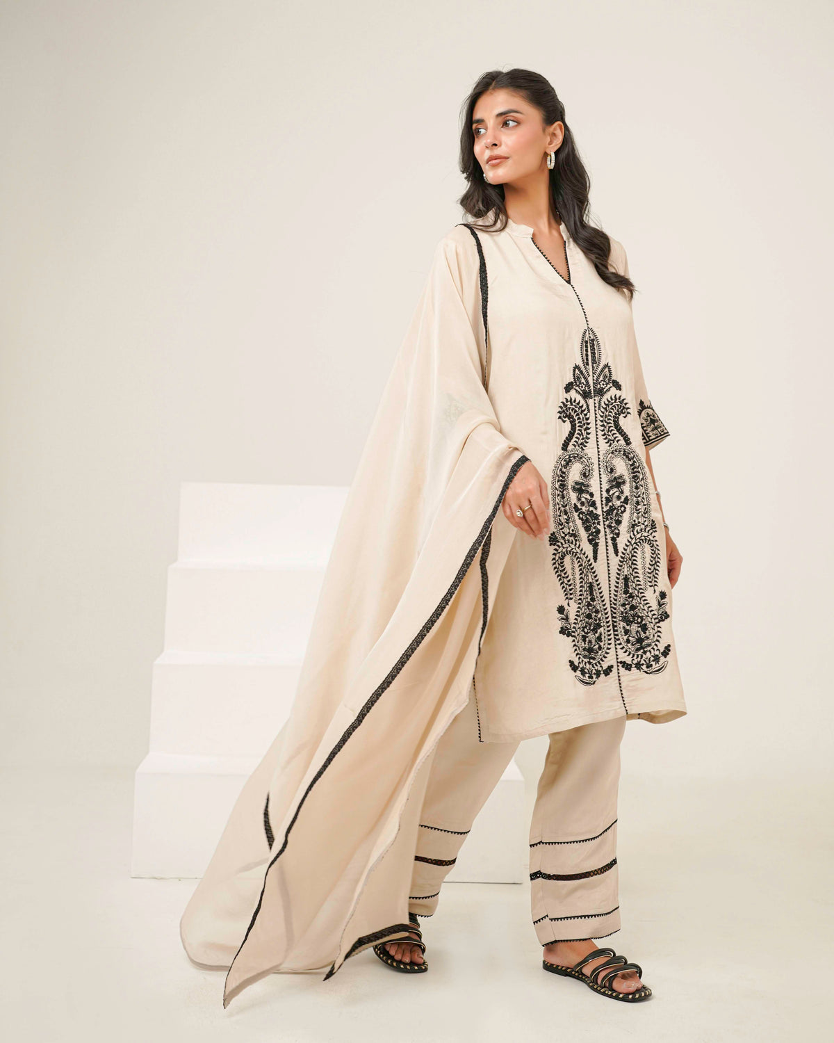 KAHANI - Beige Silk Suit Set