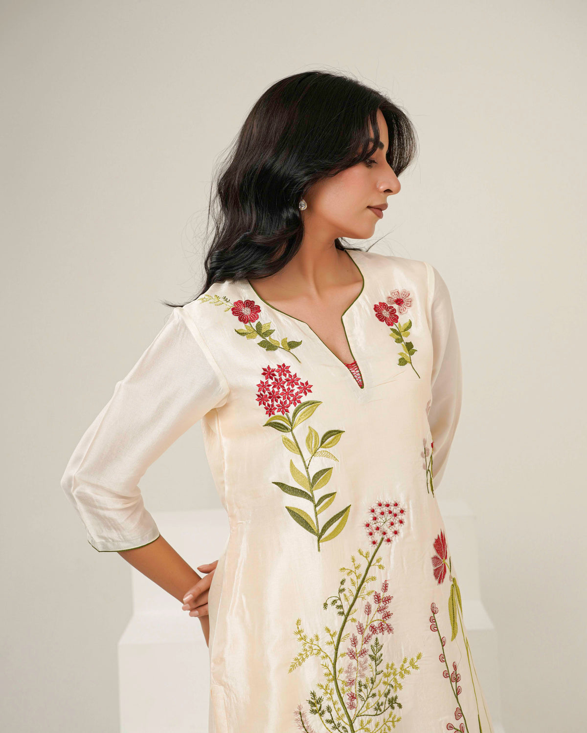 KAHANI - Bloom Silk Straight Suit