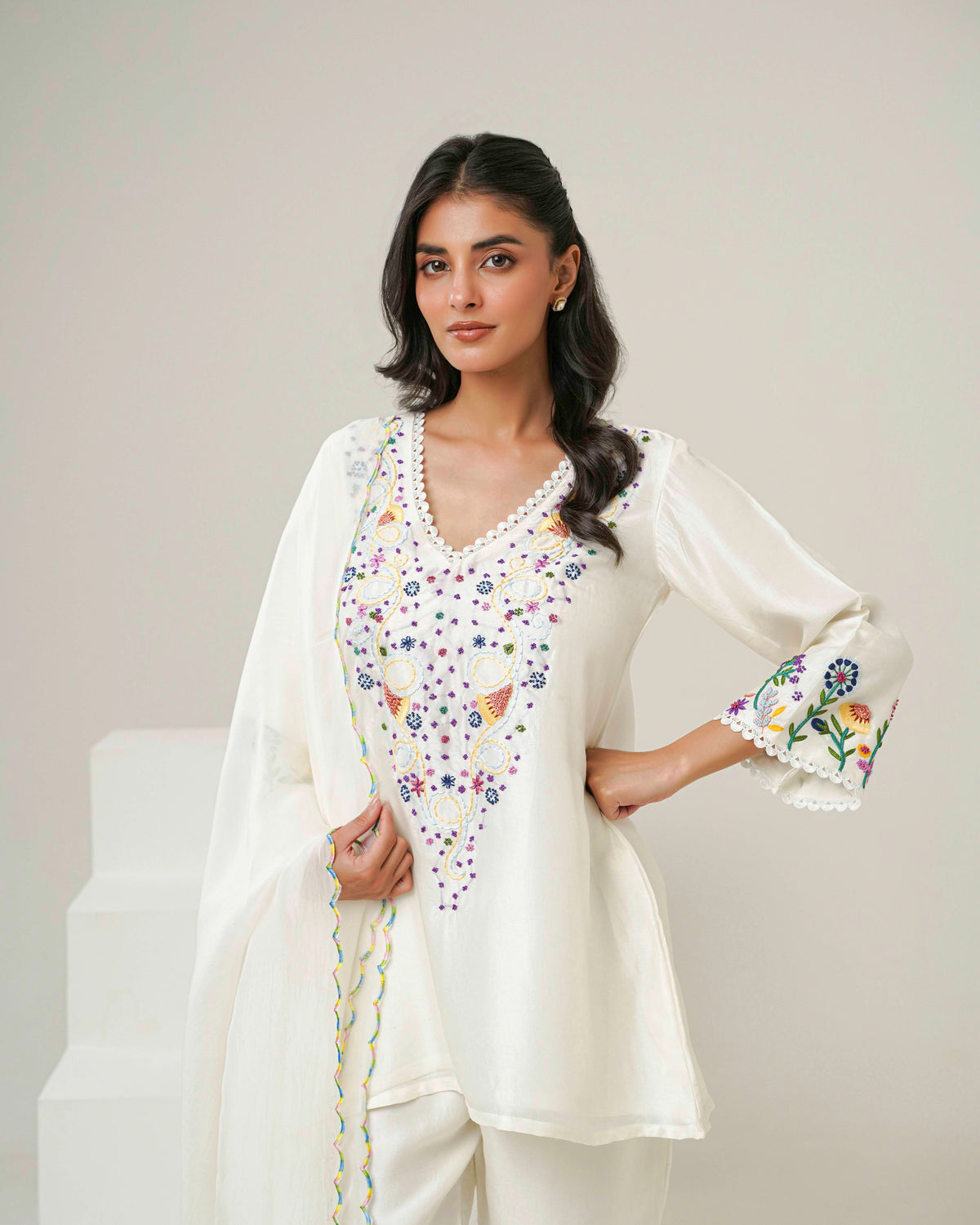 KAHANI - Thread Work Suit